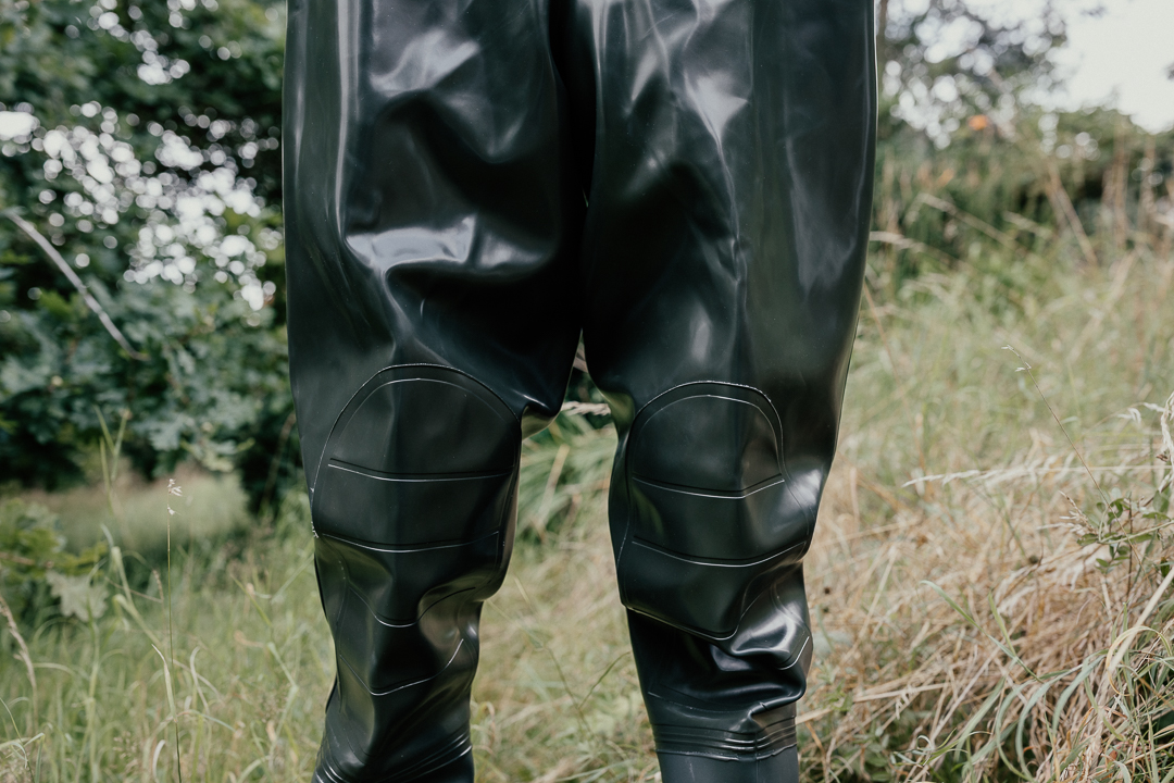 Crew in Beautycarp Wathosen am Teich